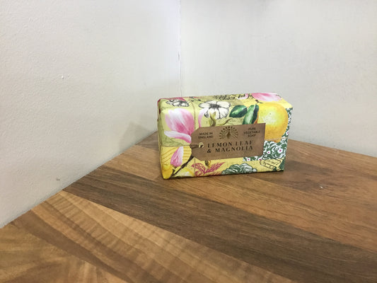 Soap. Lemon leaf and Magnolia. 190g