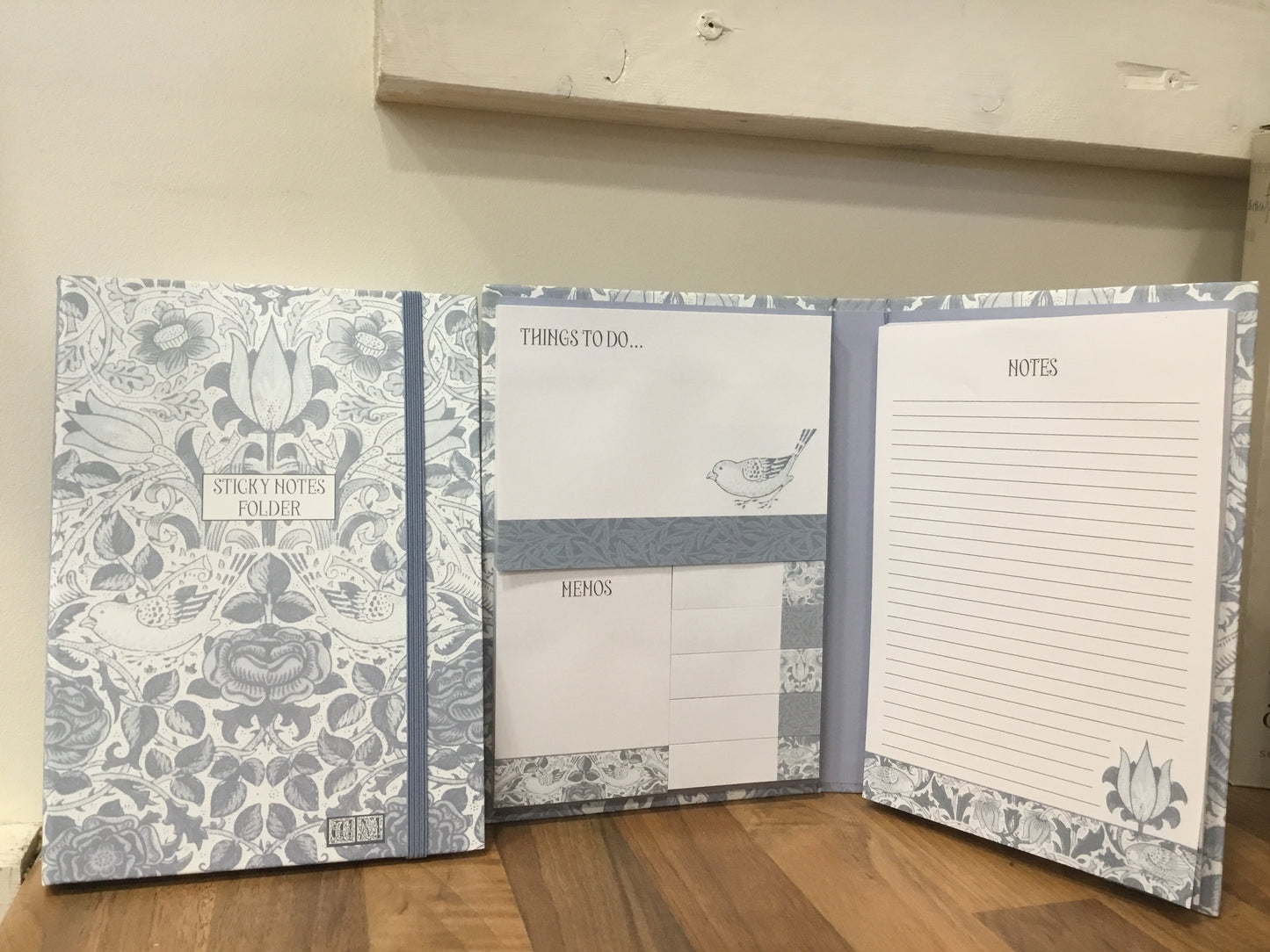 William morris. Willow and rose sticky notes folder